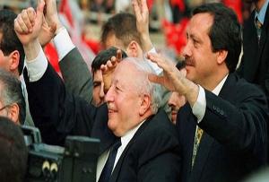 ERBAKAN HOCAYA MİNNET VE RAHMETLE