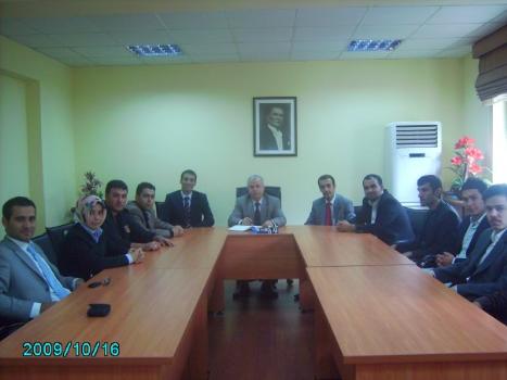 GENÇLİK KOLLARIMIZ ESENYURT KAYMAKAMI'NI MAKAMINDA ZİYARET